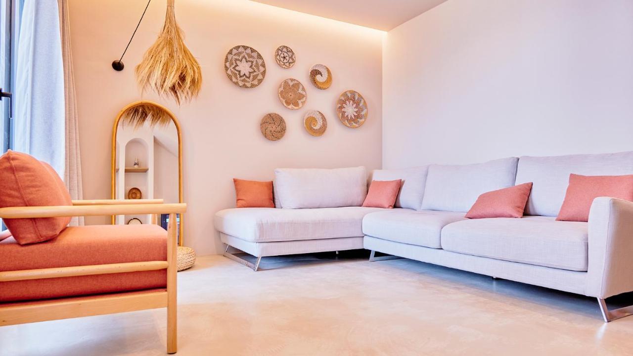 فلورا Azar Luxury Suites المظهر الخارجي الصورة