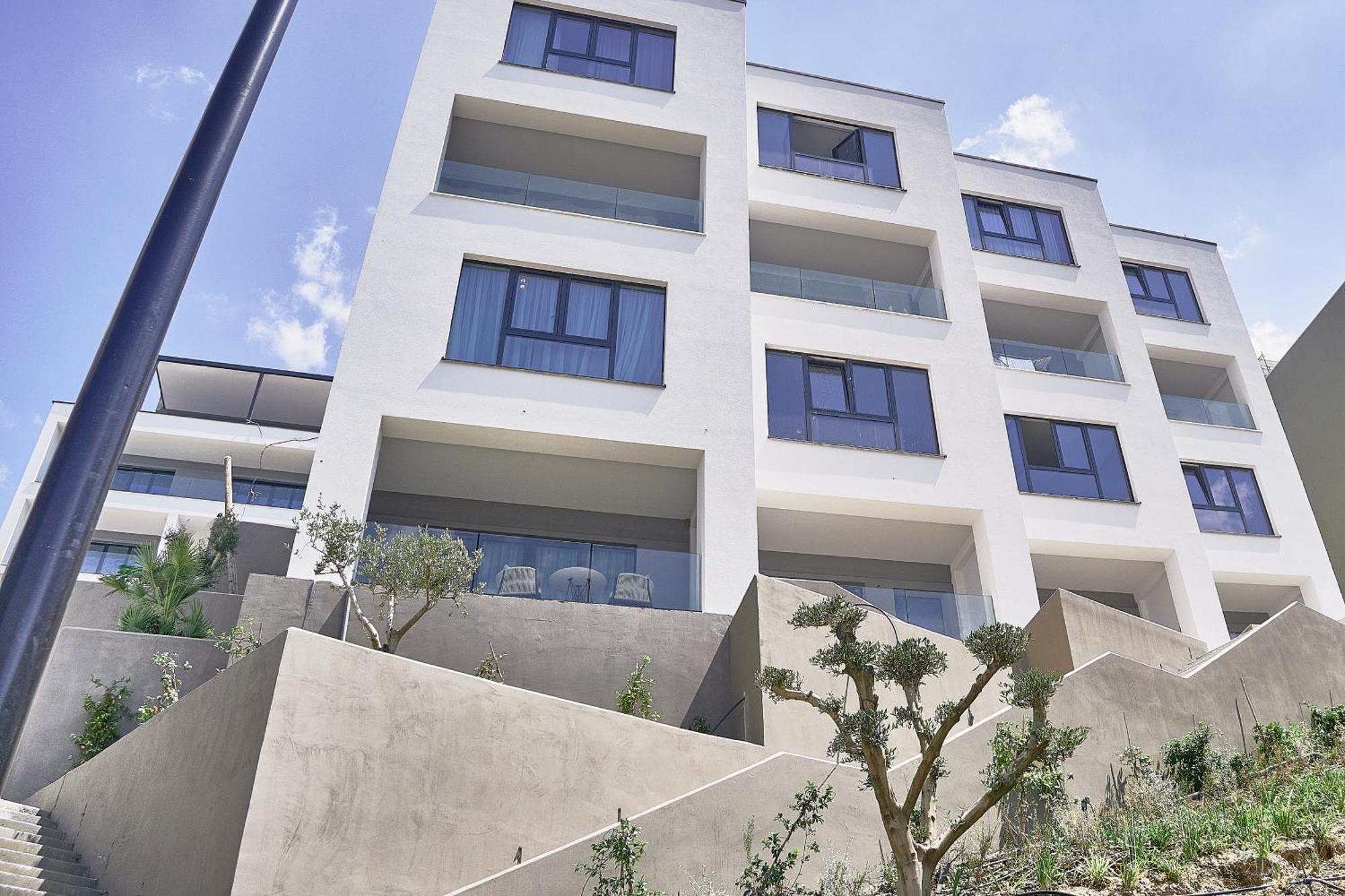 فلورا Azar Luxury Suites المظهر الخارجي الصورة